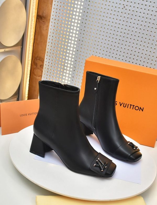 New Arrival Women LV Shoes 299