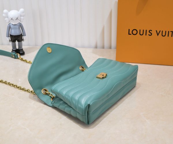 New Arrival L*V Handbag 833