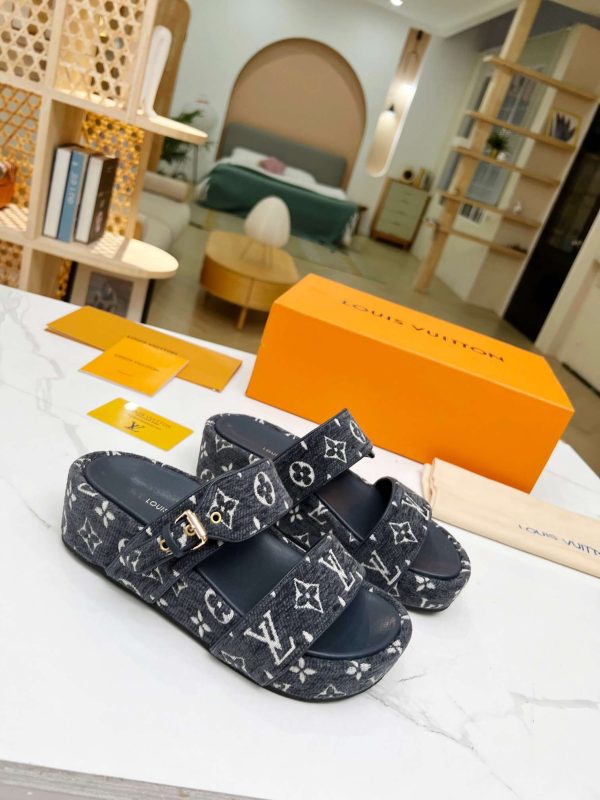 New Arrival Women LV Shoes 161