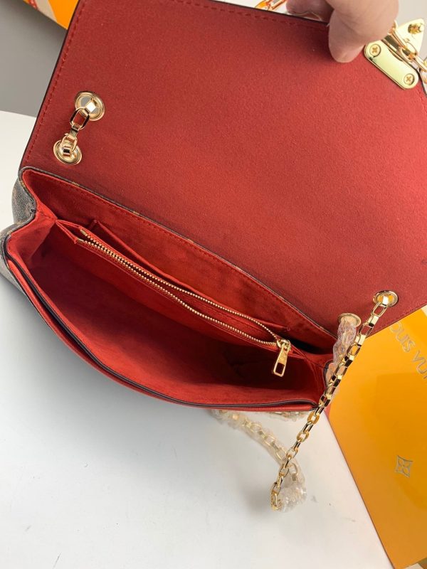 New Arrival L*V Handbag 275