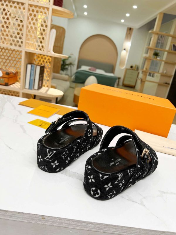 New Arrival Women LV Shoes 163