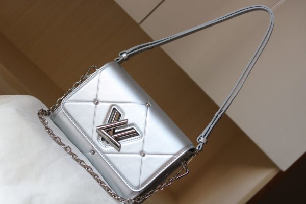 New Arrival L*V Handbag 784