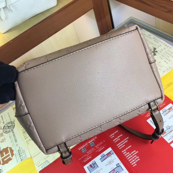 New Arrival L*V Handbag 420