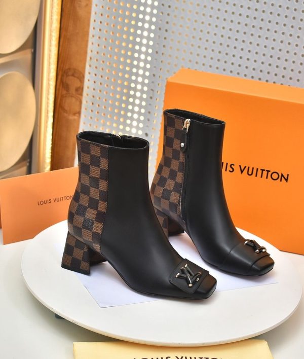 New Arrival Women LV Shoes 286