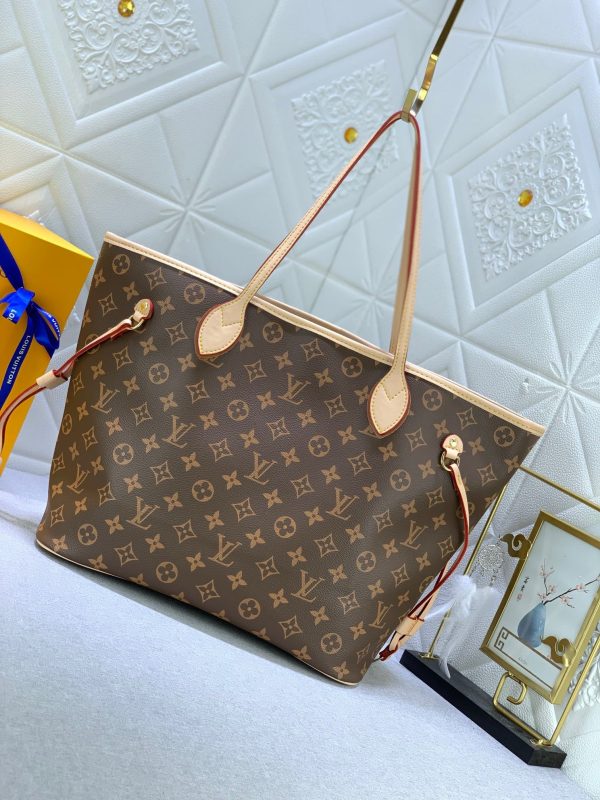 New Arrival L*V Handbag 923