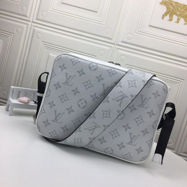 New Arrival L*V Handbag 553