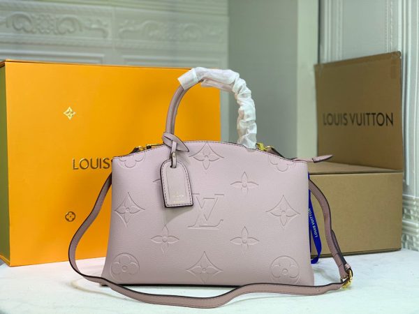 New Arrival L*V Handbag 706