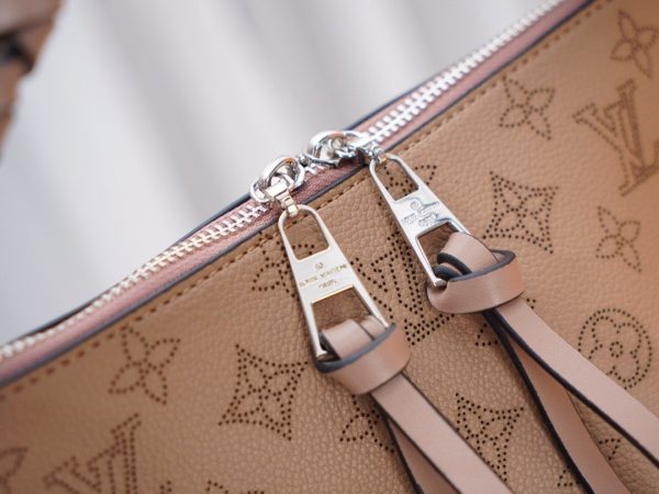 New Arrival L*V Handbag 343