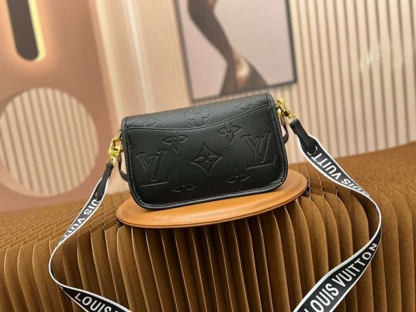 New Arrival L*V Handbag 1111