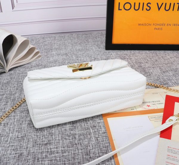 New Arrival L*V Handbag 675