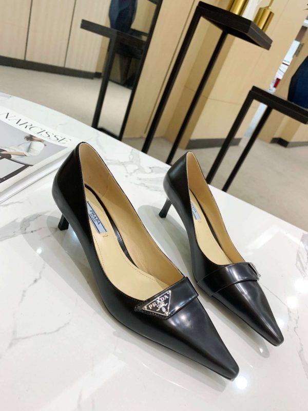 New Arrival Women Prada Shoes 002