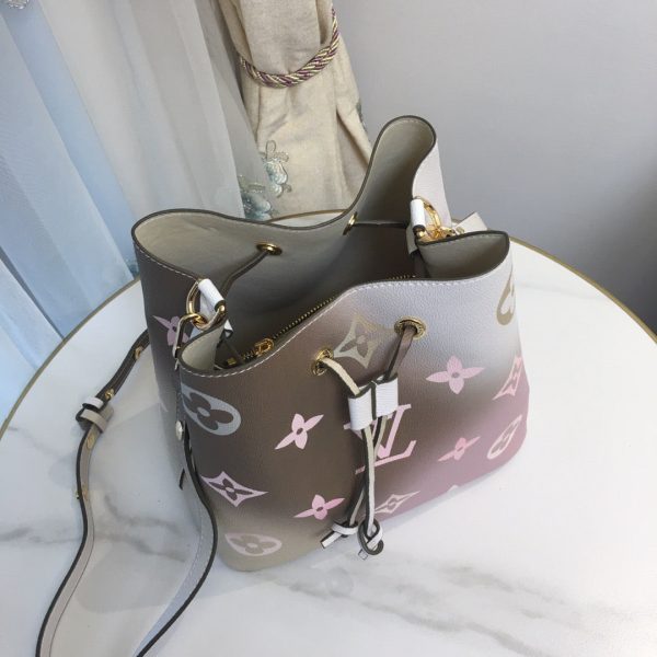 New Arrival L*V Handbag 856