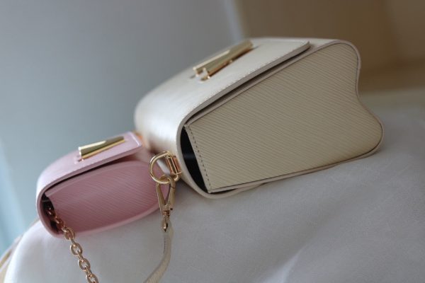 New Arrival L*V Handbag 901