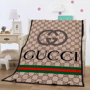 Beaver Gucci Blanket 004