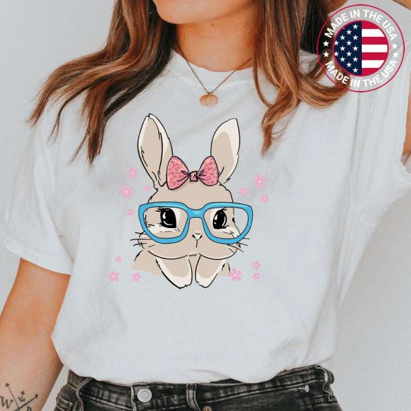 Cute Bunny Face Leopard Glasses Easter Day T-Shirt