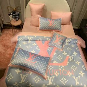 LV Pink Bedding Sets Luxury Brand 052