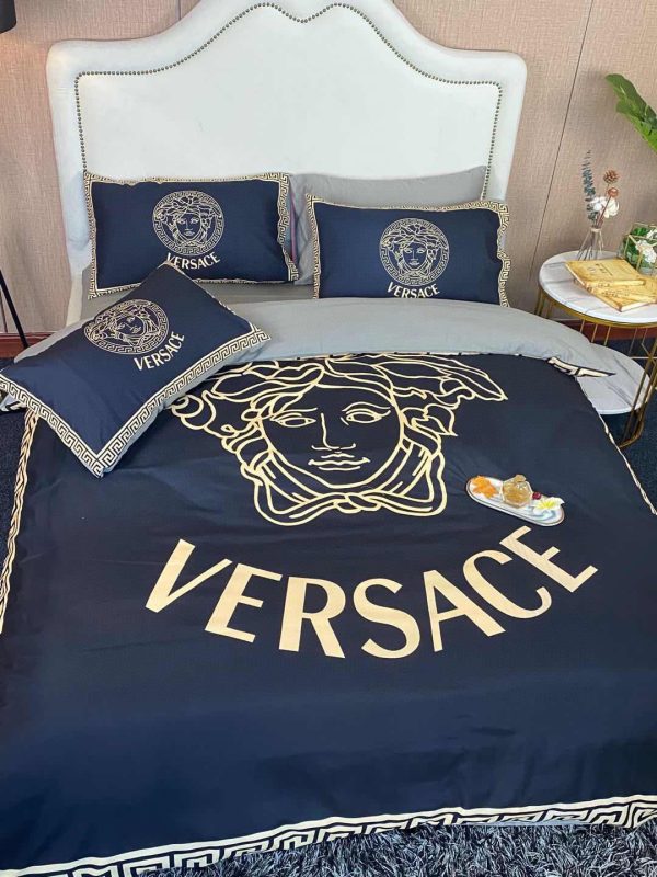 Luxury Brand Versace Logo Blue Bedding Sets 002