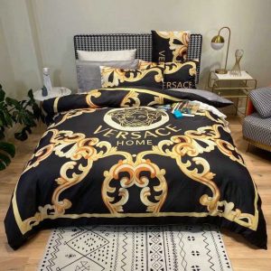 Luxury Brand Versace Type Bedding Sets 008