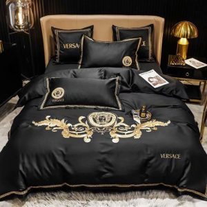 Luxury Brand Versace Type Bedding Sets 038