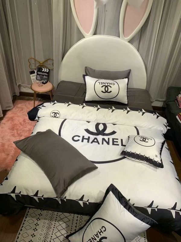 Luxury CN Type Bedding Sets Luxury Brand 197