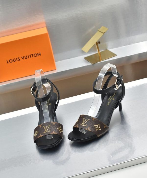 New Arrival Women LV Shoes 219