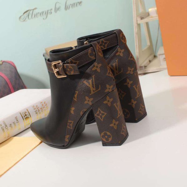 New Arrival Women LV Shoes 032