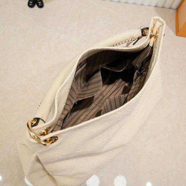 New Arrival L*V Handbag 837