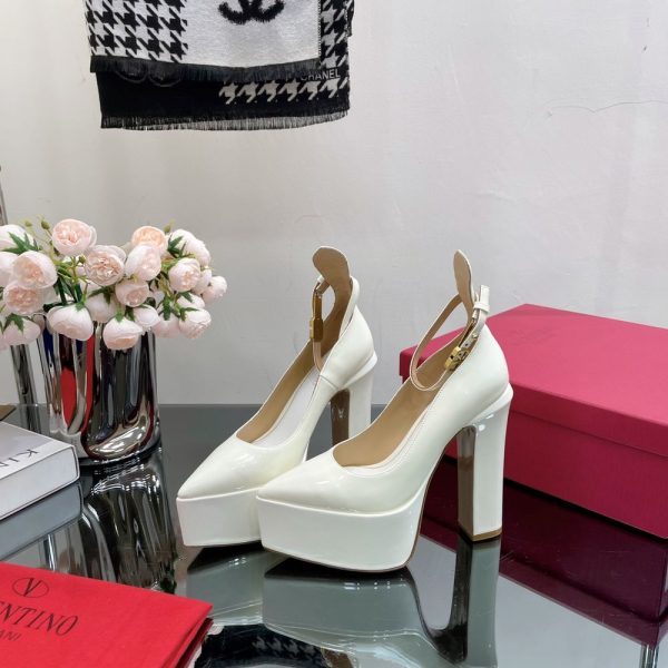 New Arrival Women LV Shoes 238