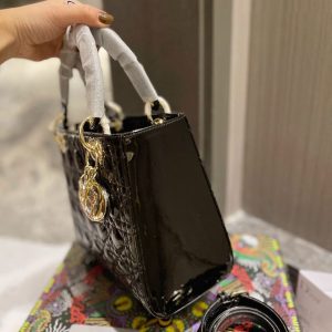 Luxury LV Handbag M22527