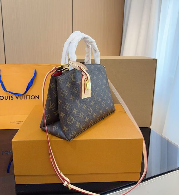 New Arrival LV Handbag L822