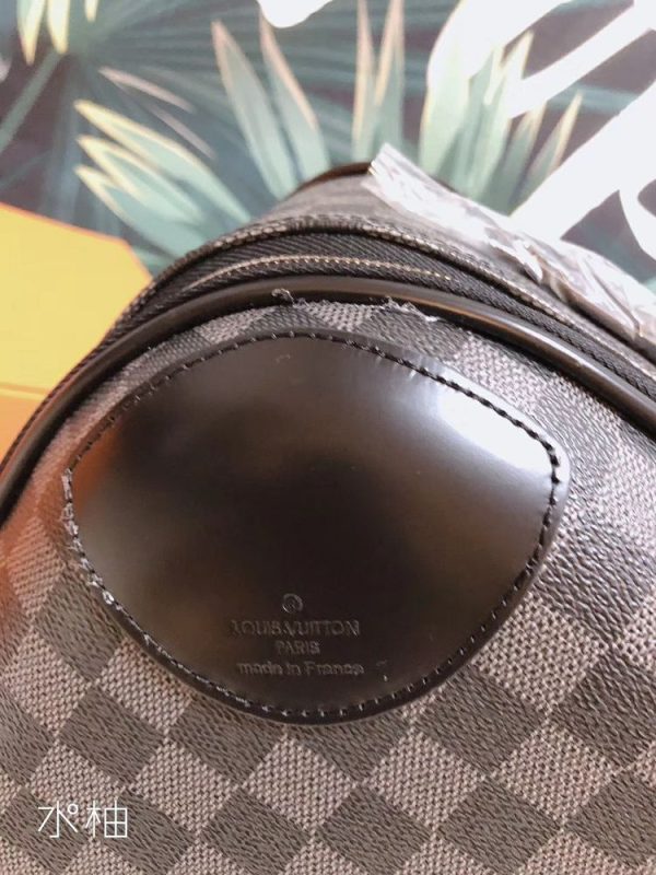 New Arrival LV Luggage 008