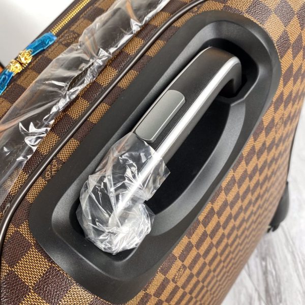 New Arrival LV Luggage 009