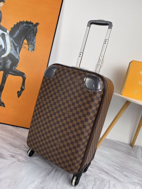 New Arrival LV Luggage 009