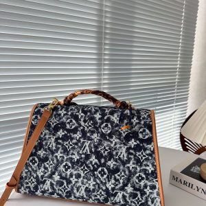 New Arrival LV Handbag L611