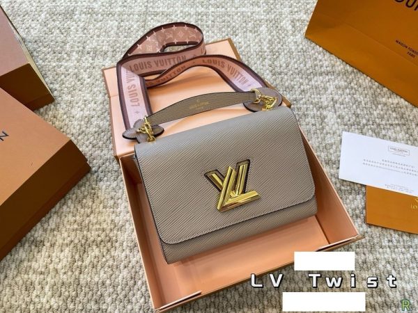 New Arrival LV Handbag L806