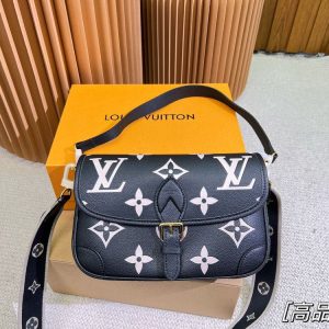 New Arrival LV Handbag L631