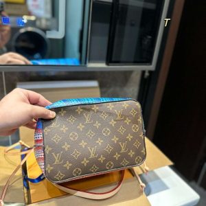 New Arrival LV Handbag L320