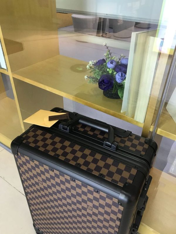 New Arrival LV Luggage 019