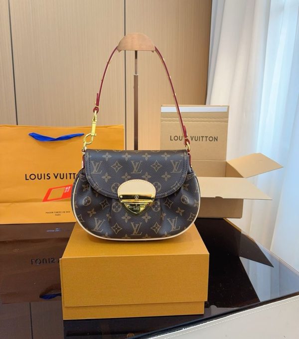 New Arrival LV Handbag L823