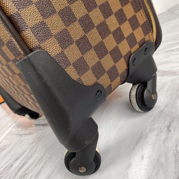 New Arrival LV Luggage 009