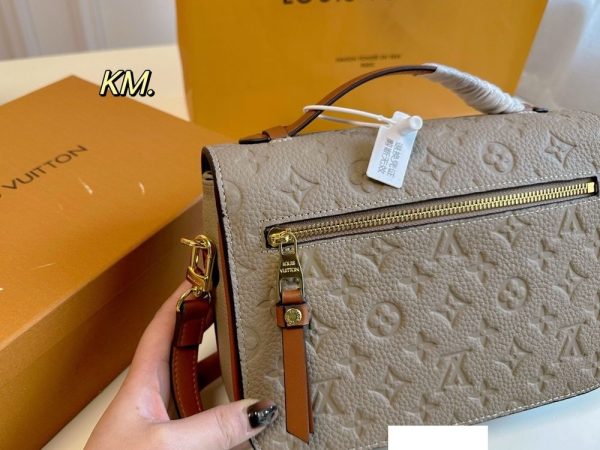 New Arrival LV Handbag L796