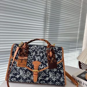 New Arrival LV Handbag L611