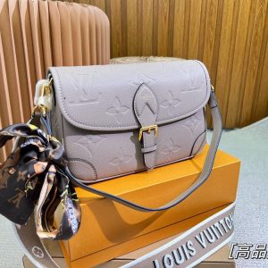 New Arrival LV Handbag L631