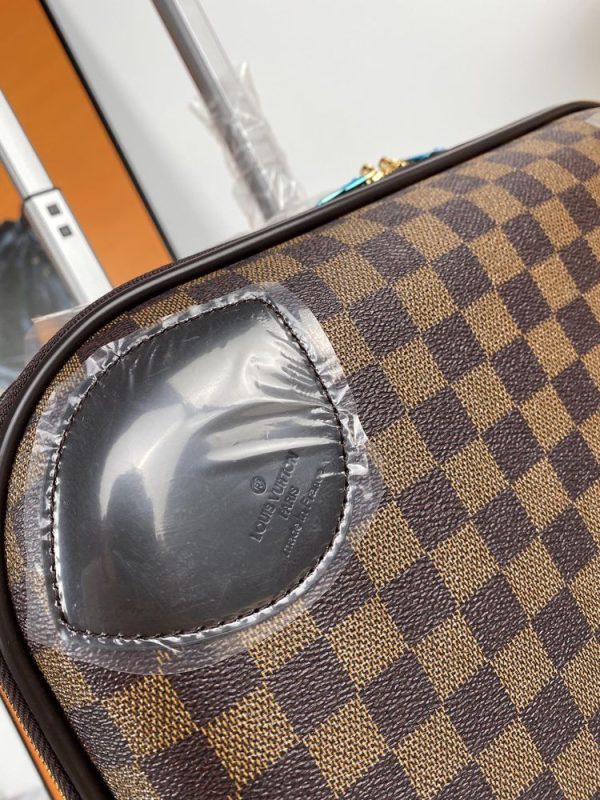 New Arrival LV Luggage 009