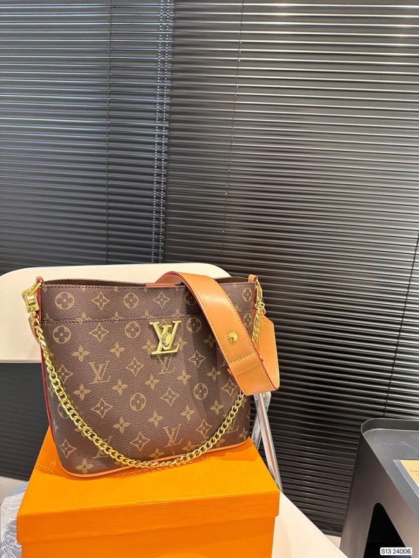 New Arrival LV Handbag L825