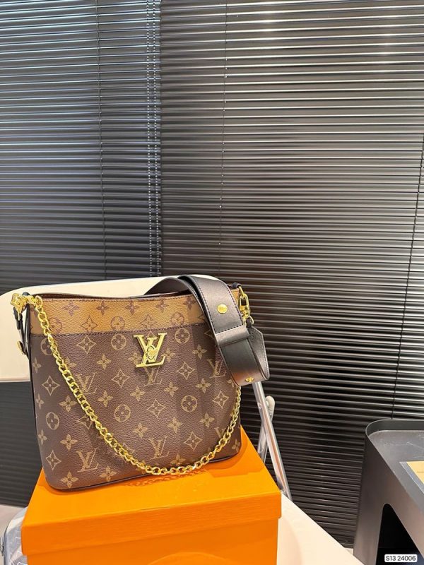 New Arrival LV Handbag L825