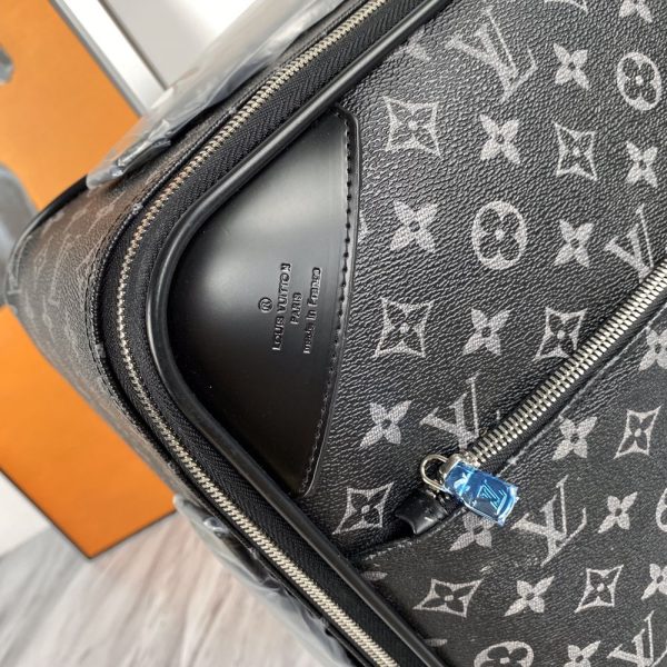 New Arrival LV Luggage 010