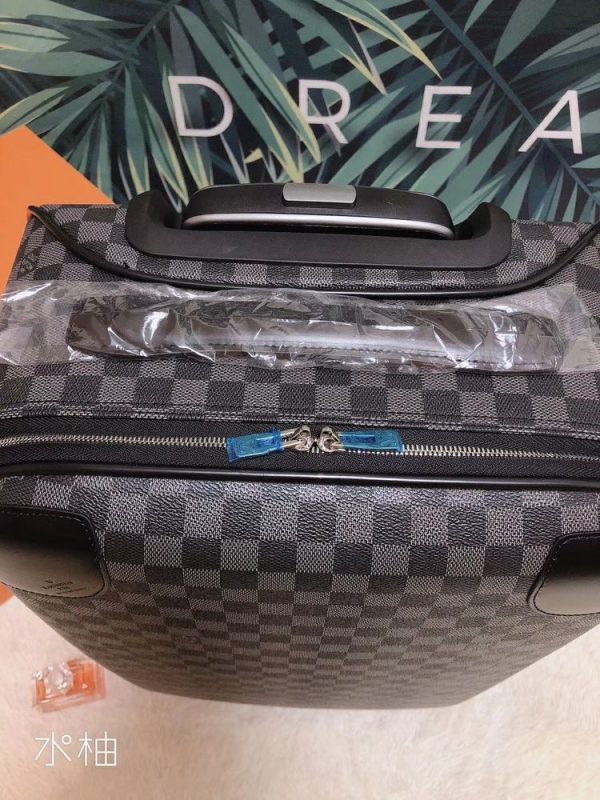 New Arrival LV Luggage 008