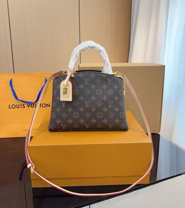 New Arrival LV Handbag L822