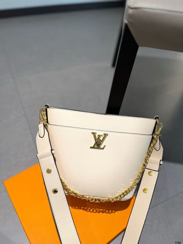 New Arrival LV Handbag L854